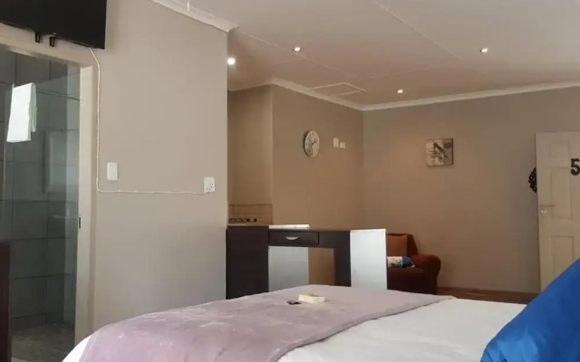 Luxury Heights Guesthouse