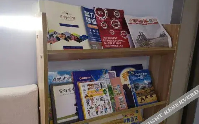 Xiangyun Hotel (Chongqing Library Metro Station Southwest Hospital Store)