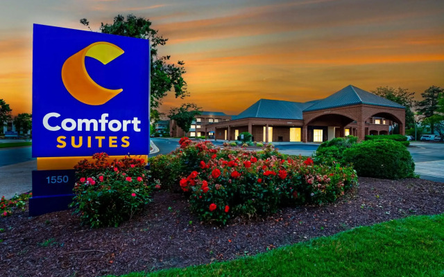 Comfort Suites Chesapeake - Norfolk