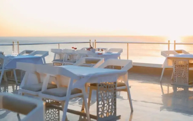 Karakas Hotel