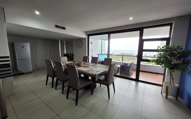 Accommodation Front - Exquisite 6 Sleeper Apartment with Ocean Views