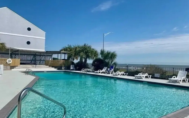 Captain's Cove 101