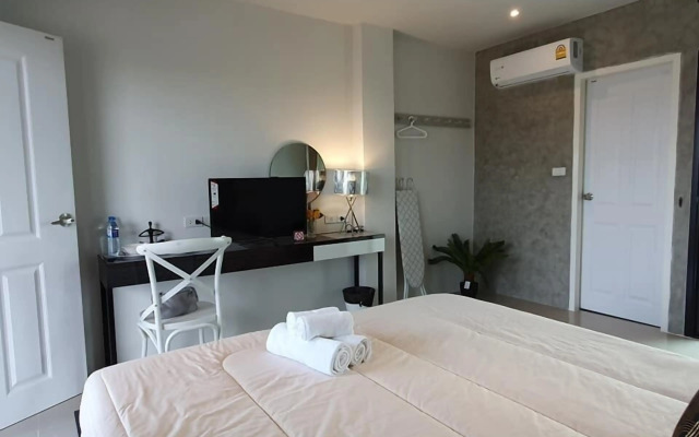 Samutsakorn Apartment