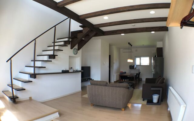 Tsuru Apartments