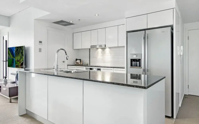 Sierra Grand Broadbeach Private 2 Bedroom