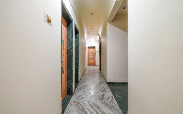 SPOT ON 45727 Alankar Lodge