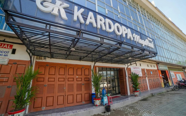 Capital O 90447 Kardopa Hotel Megapark