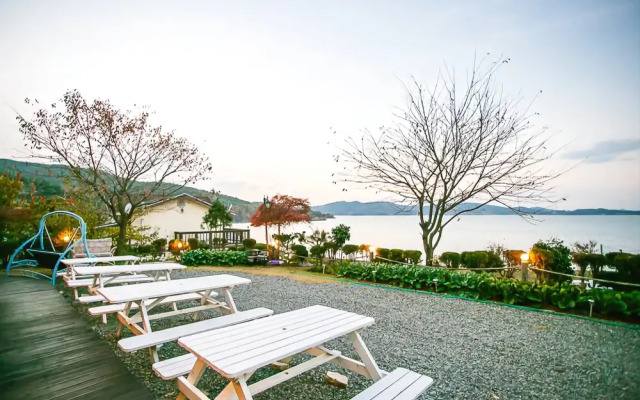 Seosan Sayblue Pension