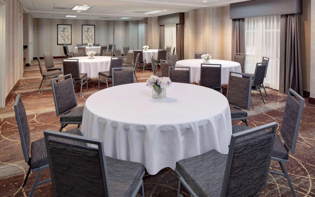 Homewood Suites by Hilton Minneapolis-Mall Of America