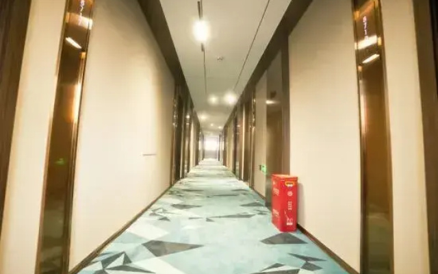 Yuhai Fortune Hotel (Fuzhou East Second Ring Taihe Plaza)