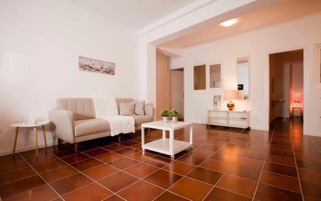 Zennova 32 Kallithea Blue Paradise
