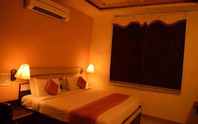 OYO Premium Bhilwara Road Chittorgarh