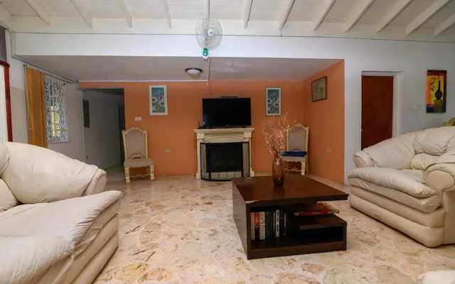 Look Out Point Master Room