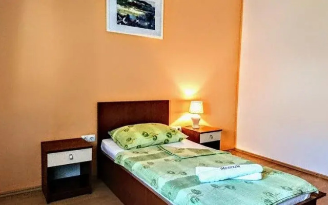 Hotel Medium