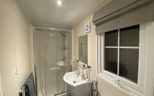 The Cabin at Glan Aber