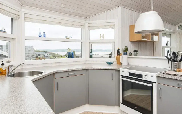6 Person Holiday Home in Borkop