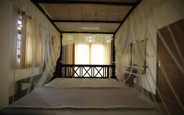 Sano Rich Lagoon Villa