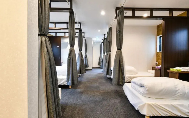 Grandouce Nishisugamo - Hostel, Caters to Men