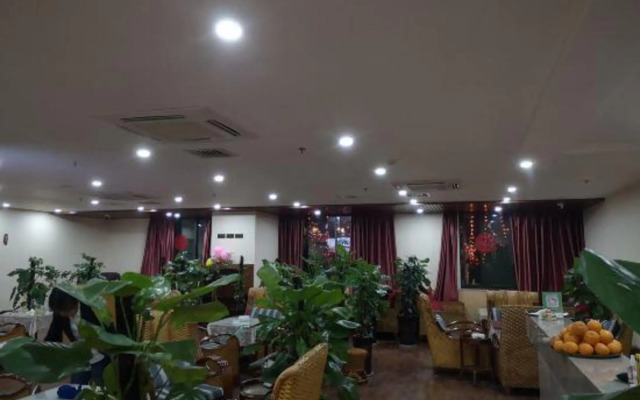 Shanshui S Hotel (Chengdu Kuanzhai Alley Tianfu Square)