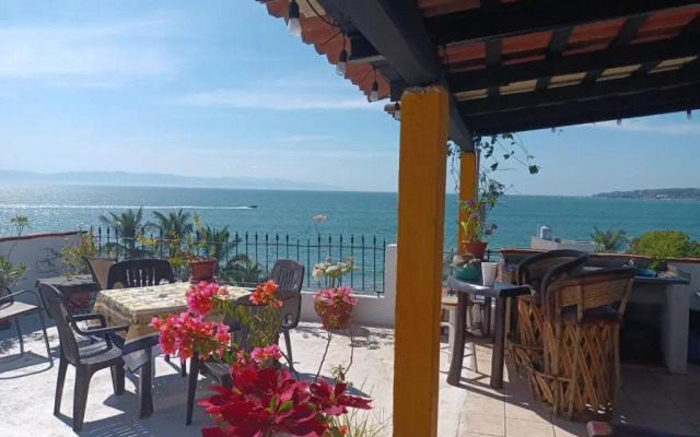 Casa Ana Ruth Hotel y Suites