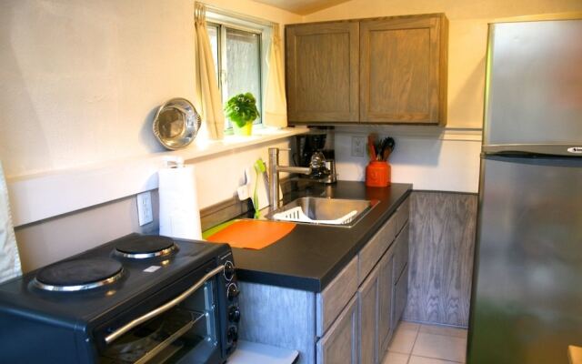 Private, quiet, and accommodating Guest House