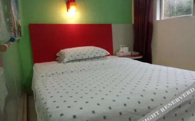 Taihua Business Hotel