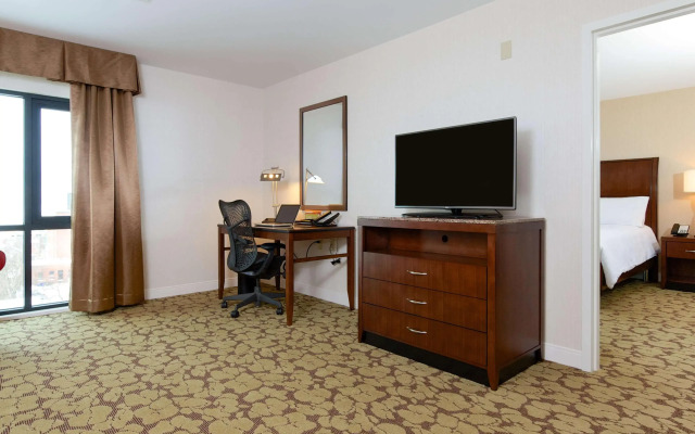 Hilton Garden Inn Burlington Downtown