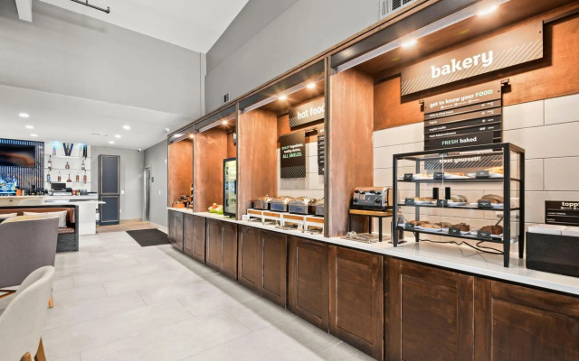 Holiday Inn Gonzales by IHG