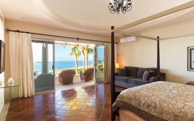 Luxury 5BR Villa, Sleeps 14 W/ocean View: Villa Perla de Law