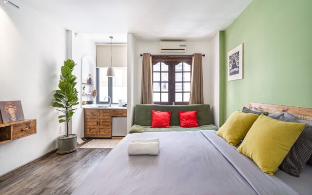 HoLo Bui Vien Saigon Serviced HomeStay