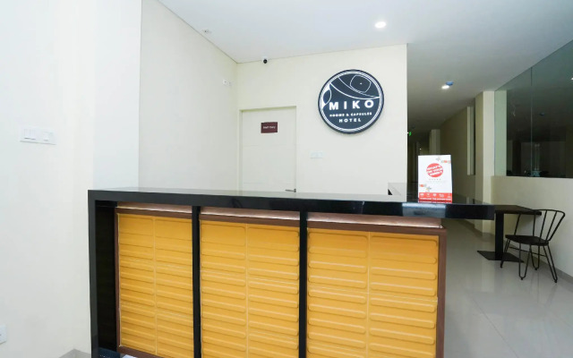 OYO 1428 miko capsule hotel