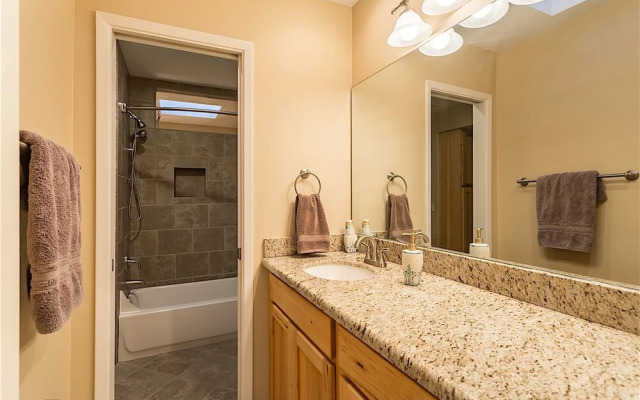 Phoenix Charm 5 Br By Casago