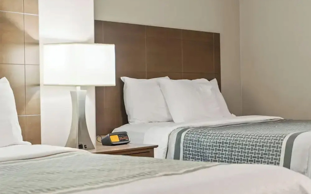 Travelodge Hotel Saskatoon