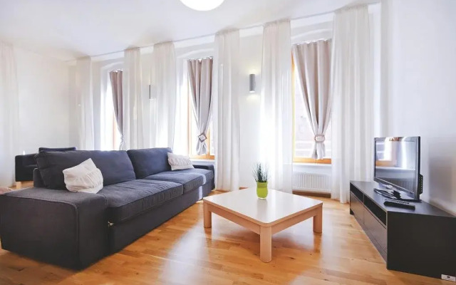 Restaurace a Pension Hřebíkárna