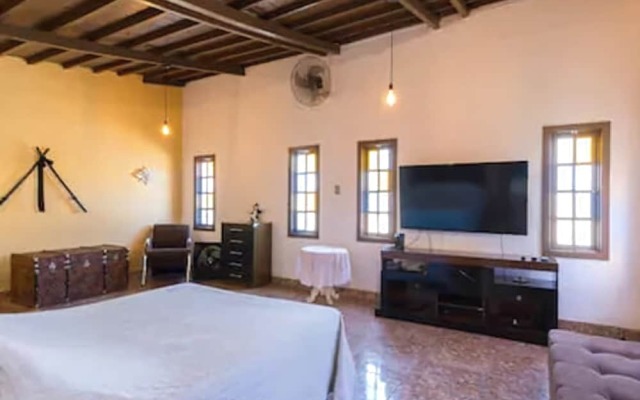 Man Cave Hostel