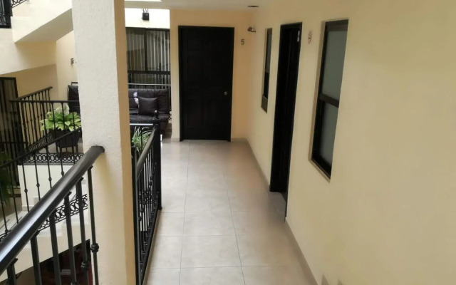 El Refugio de Don Carlos Hotel & Suites