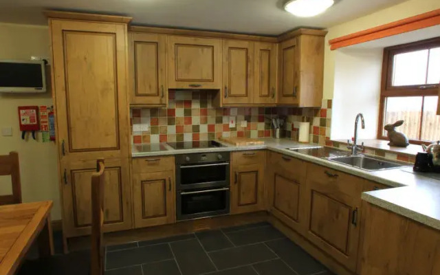 Holiday Home Helyg