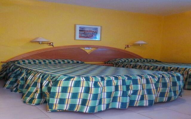 Apartamentos Castillo Beach