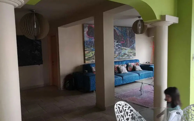 Casa Acogedora y Colorida