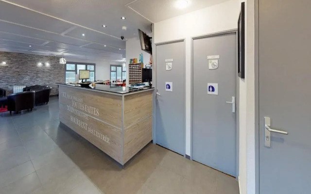 Kyriad Fontenay Tresigny