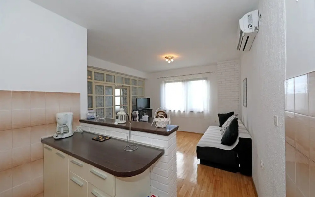Apartment Ana