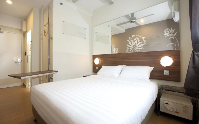 Tune Hotel - Danga Bay, Johor - Image 6