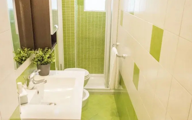 Sweet 2 Bedrooms Home in Milan Center