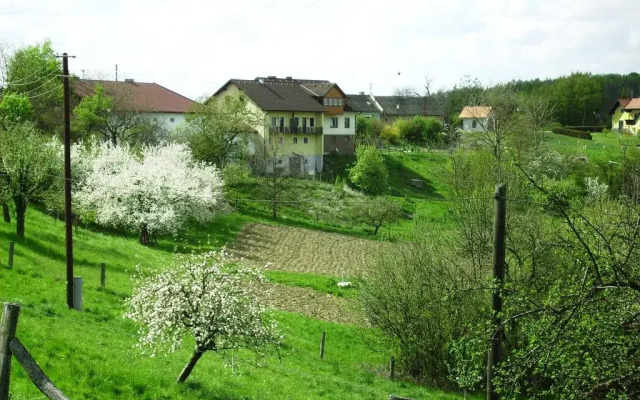 Spezialitätenhof Familie Eichmann