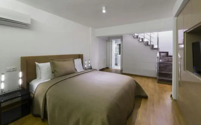 The Place Suit