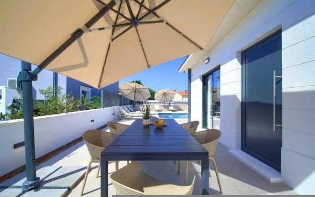 Villa Quarnaro With Heated Pool