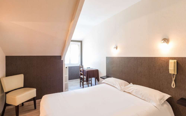 Logis Hotel les Cimes
