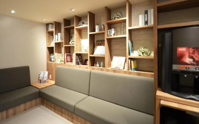 global cabin Tokyo Suidobashi