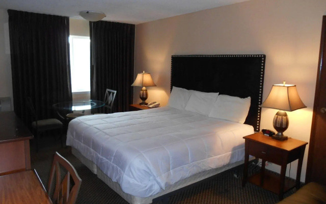 GuestHouse Inn & Suites Eugene / Springfield