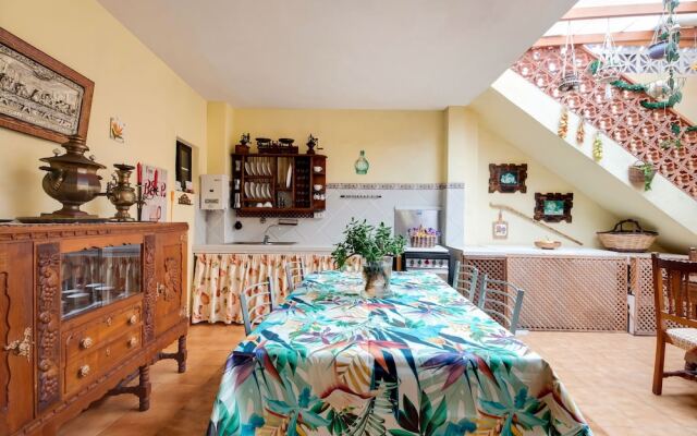 Beautiful Mansion in Hermigua, la Gomera with Patio